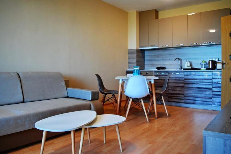 Arizona Del Mar Apartment Pomorie Exterior photo