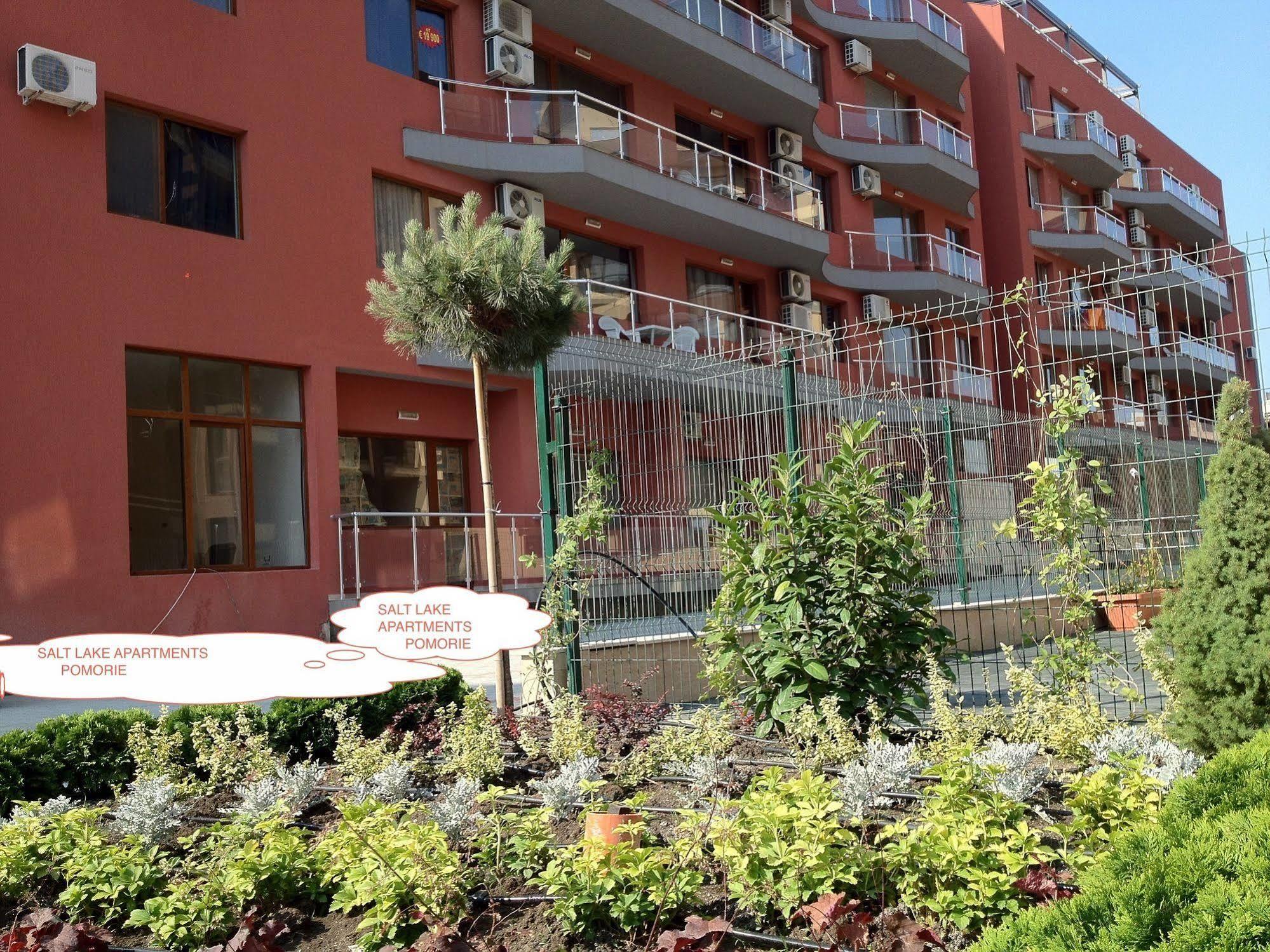 Arizona Del Mar Apartment Pomorie Exterior photo